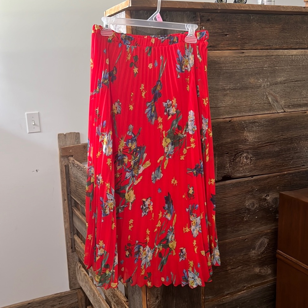 Long flowy pleated skirt